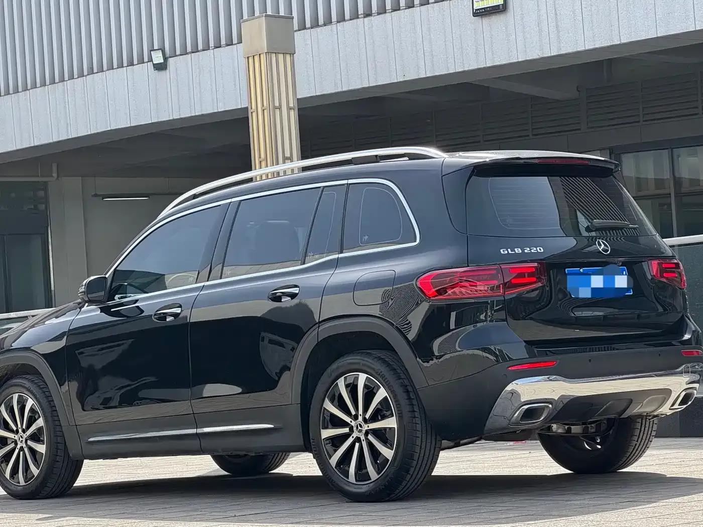 Mercedes-Benz GLB 2024 Facelift GLB 220 Fashion Model — миниатюра 6