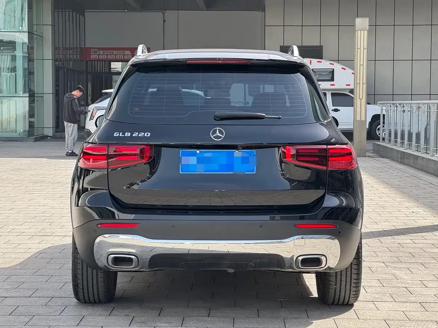 Mercedes-Benz GLB 2024 Facelift GLB 220 Fashion Model — миниатюра 8
