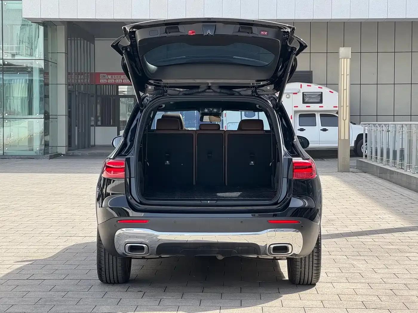 Mercedes-Benz GLB 2024 Facelift GLB 220 Fashion Model — миниатюра 10