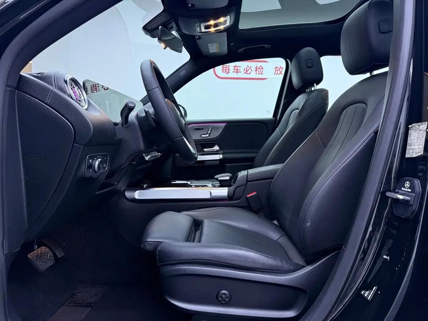 Mercedes-Benz GLB 2020 Facelift GLB 200 Fashion Model — миниатюра 4