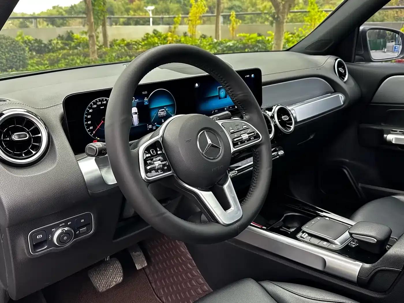 2023 Mercedes-Benz GLB 200 Dynamic — миниатюра 5