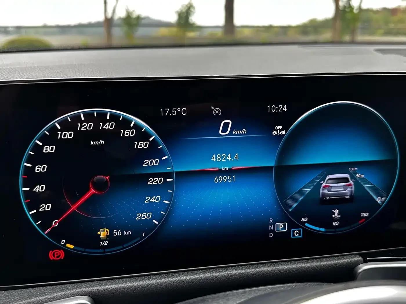 2023 Mercedes-Benz GLB 200 Dynamic — миниатюра 8