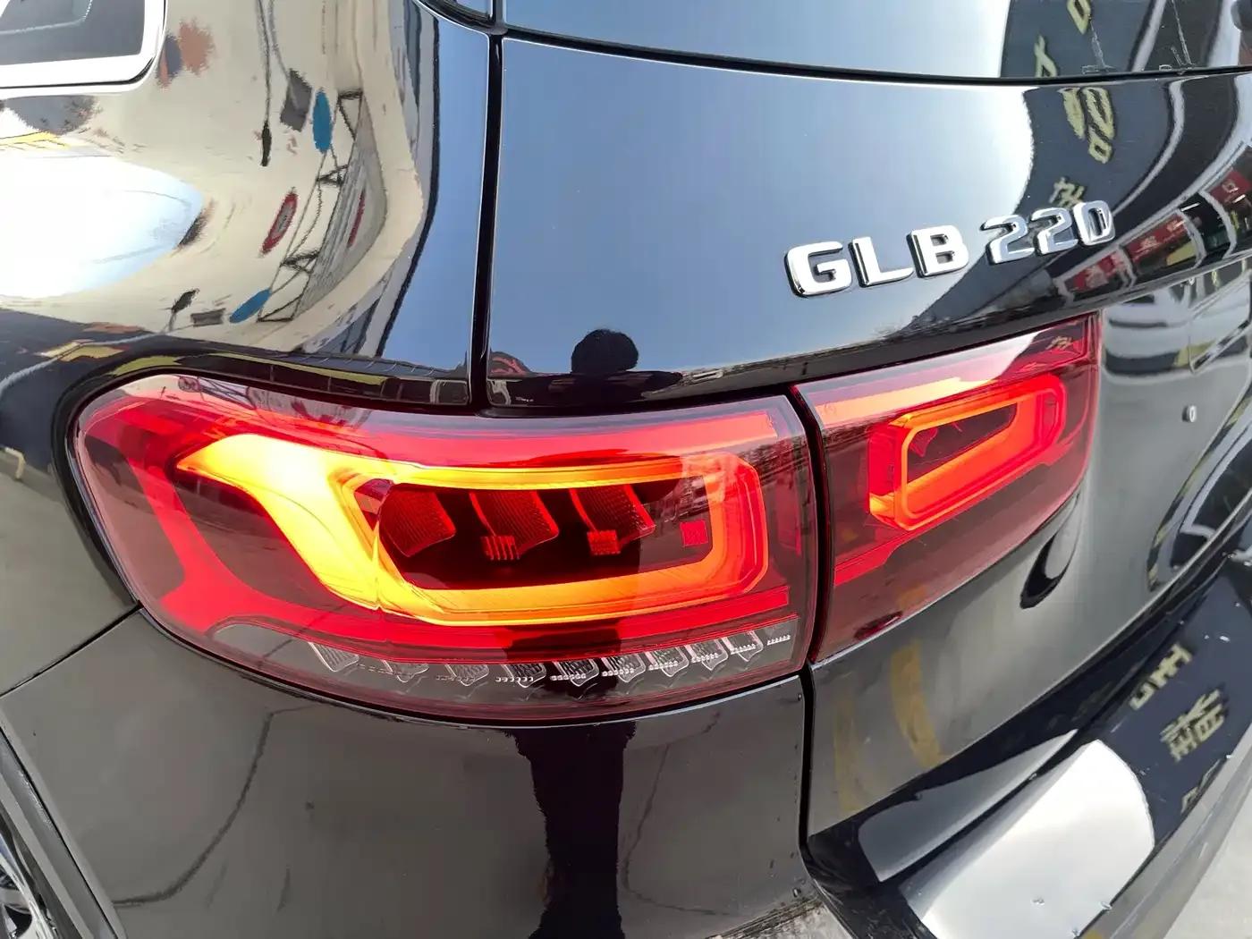 2023 Mercedes-Benz GLB 220 Fashion Edition — миниатюра 26