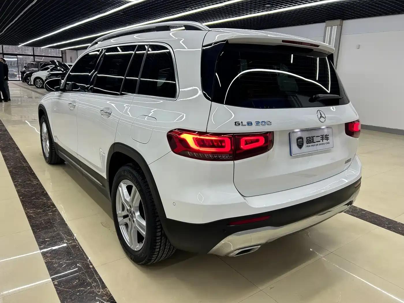 2021 Mercedes-Benz GLB 200 Dynamic — миниатюра 6