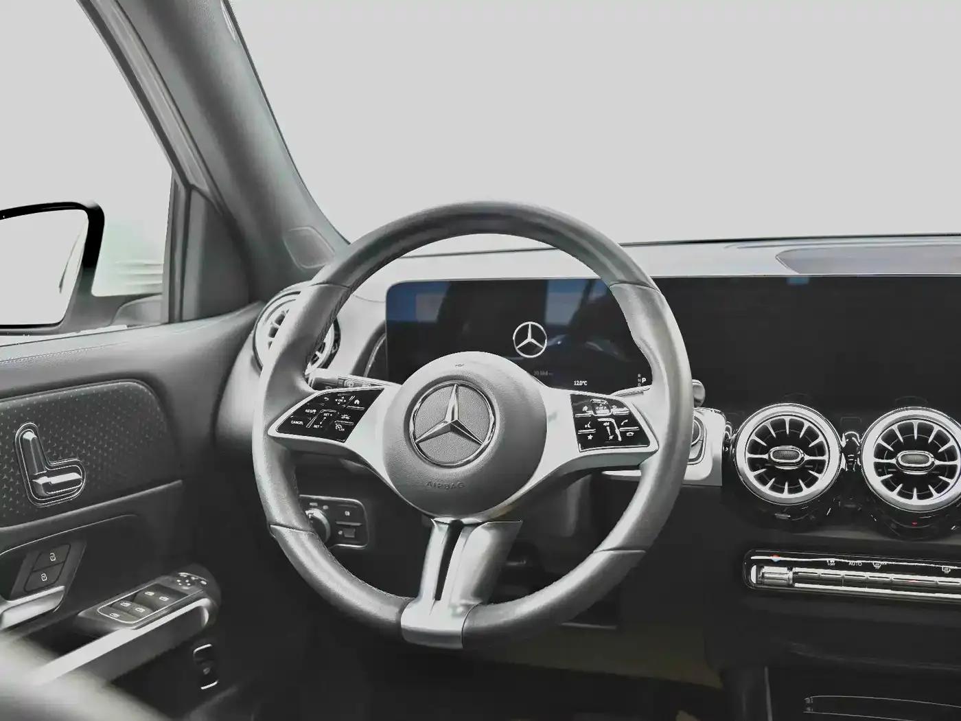 2024 Mercedes-Benz GLB 220 Dynamic — миниатюра 15
