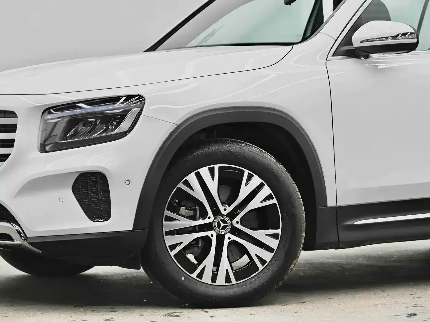 2024 Mercedes-Benz GLB 220 Dynamic — миниатюра 21