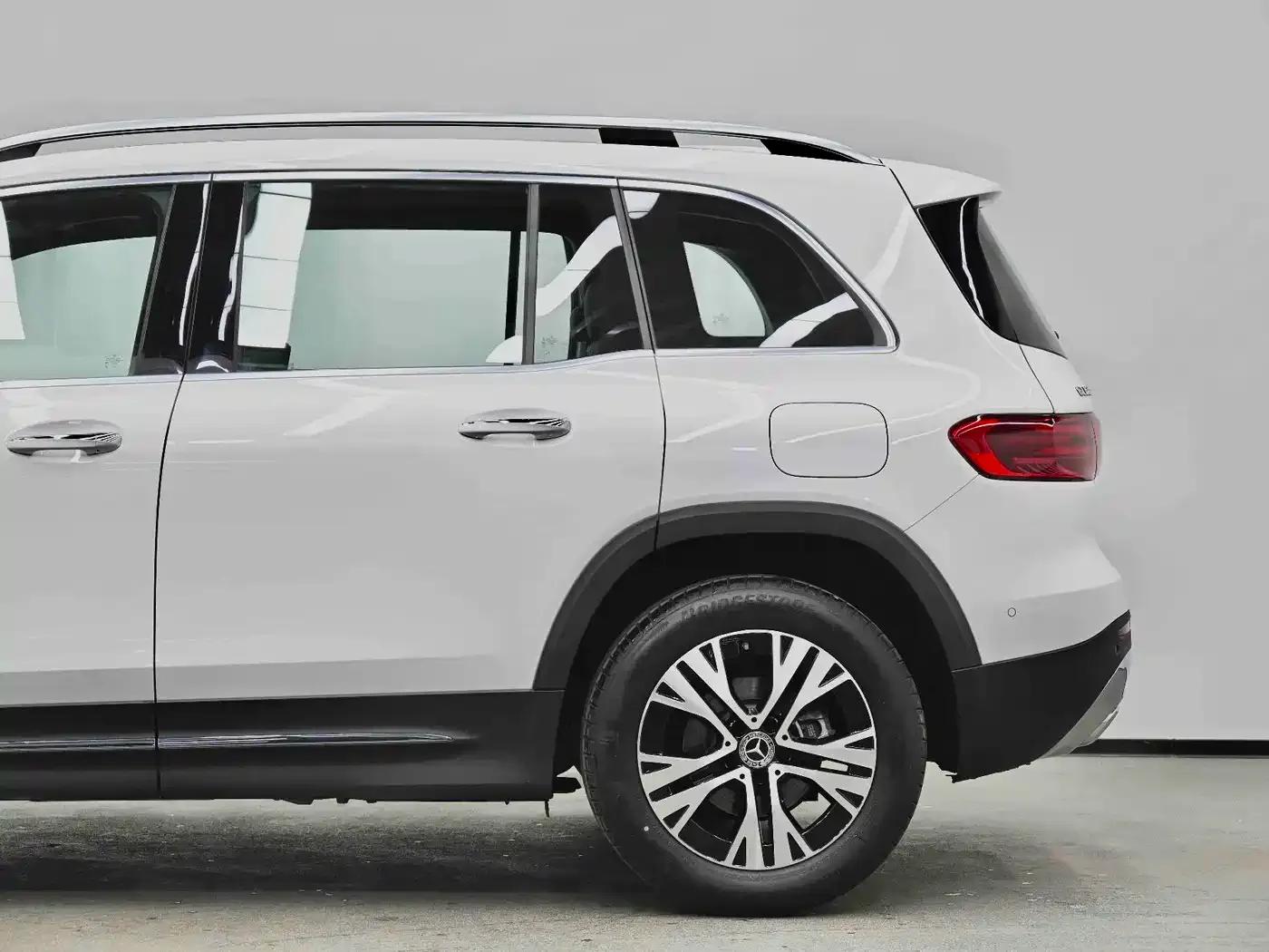 2024 Mercedes-Benz GLB 220 Dynamic — миниатюра 24