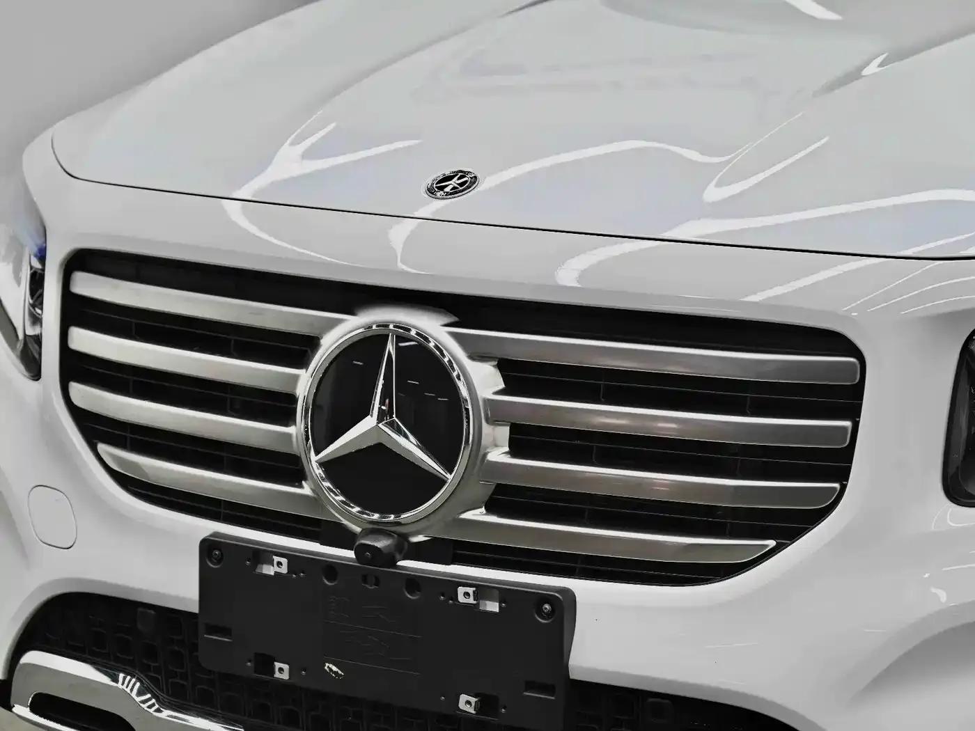 2024 Mercedes-Benz GLB 220 Dynamic — миниатюра 4