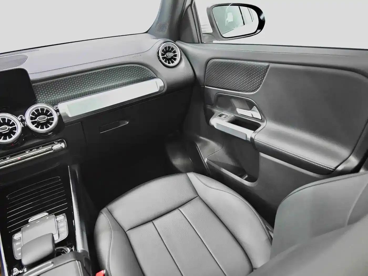 2024 Mercedes-Benz GLB 220 Dynamic — миниатюра 10