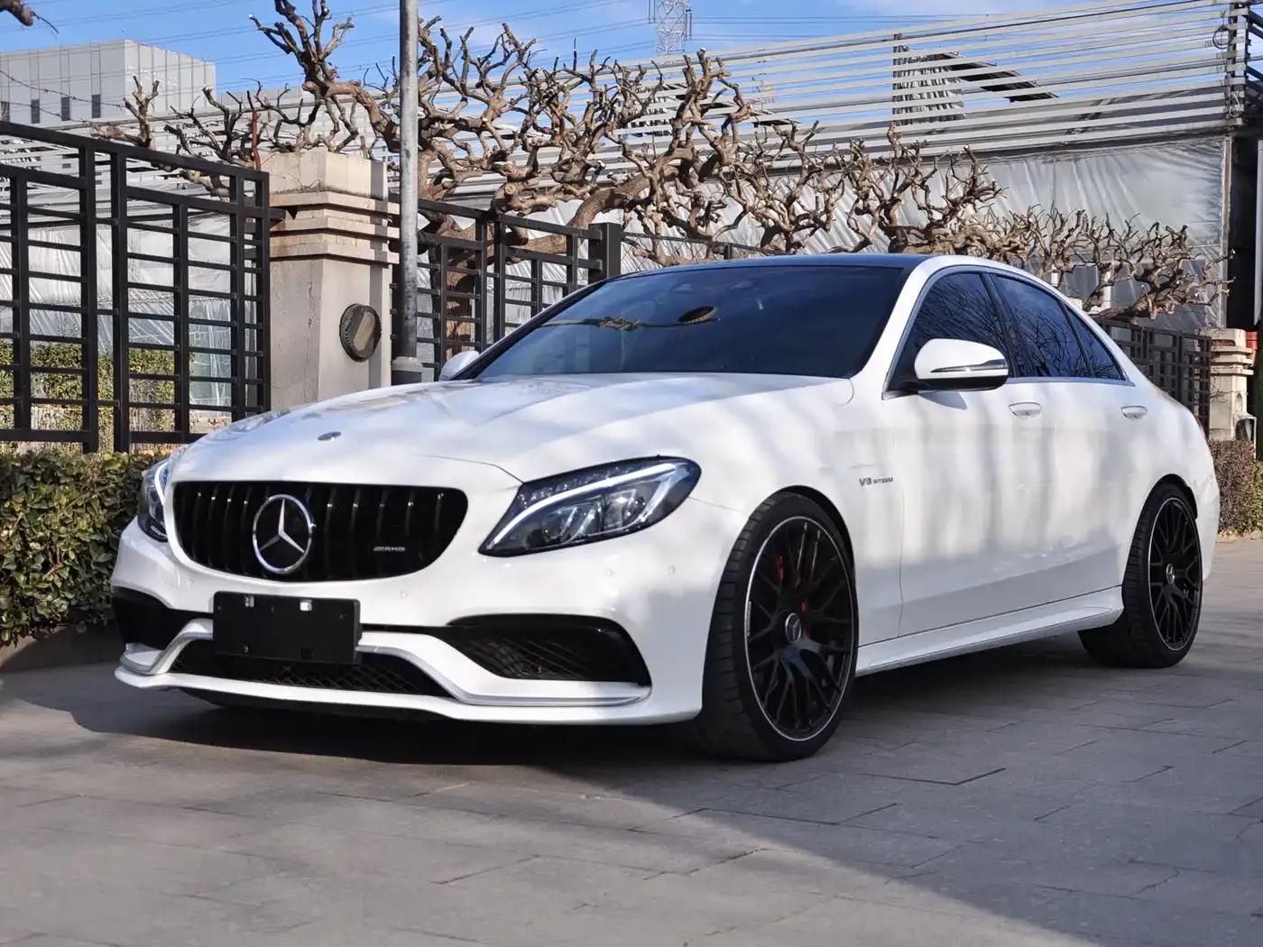 2017 Mercedes-Benz C-Class AMG C 63 — миниатюра 1