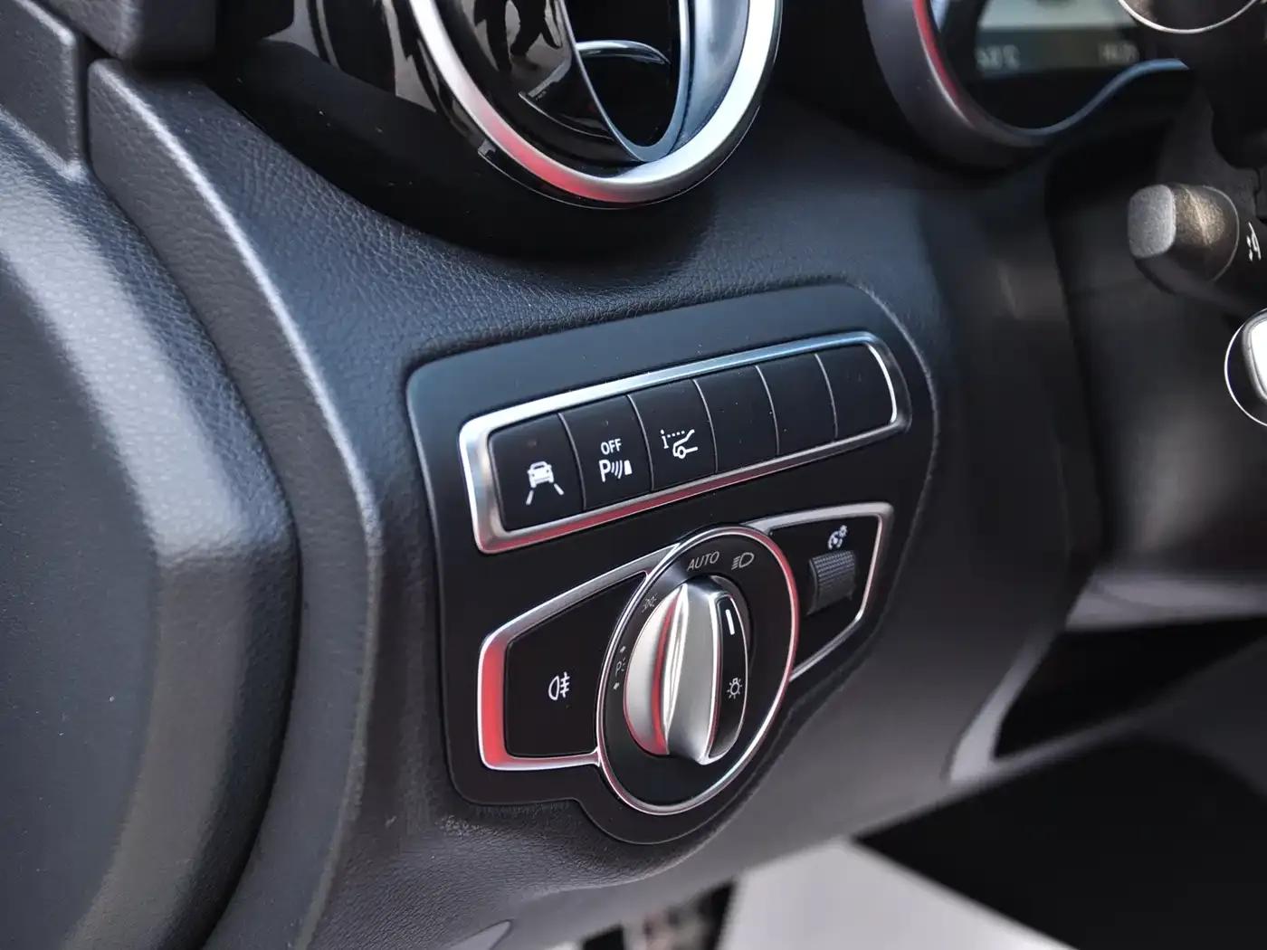 2017 Mercedes-Benz C-Class AMG C 63 — миниатюра 12