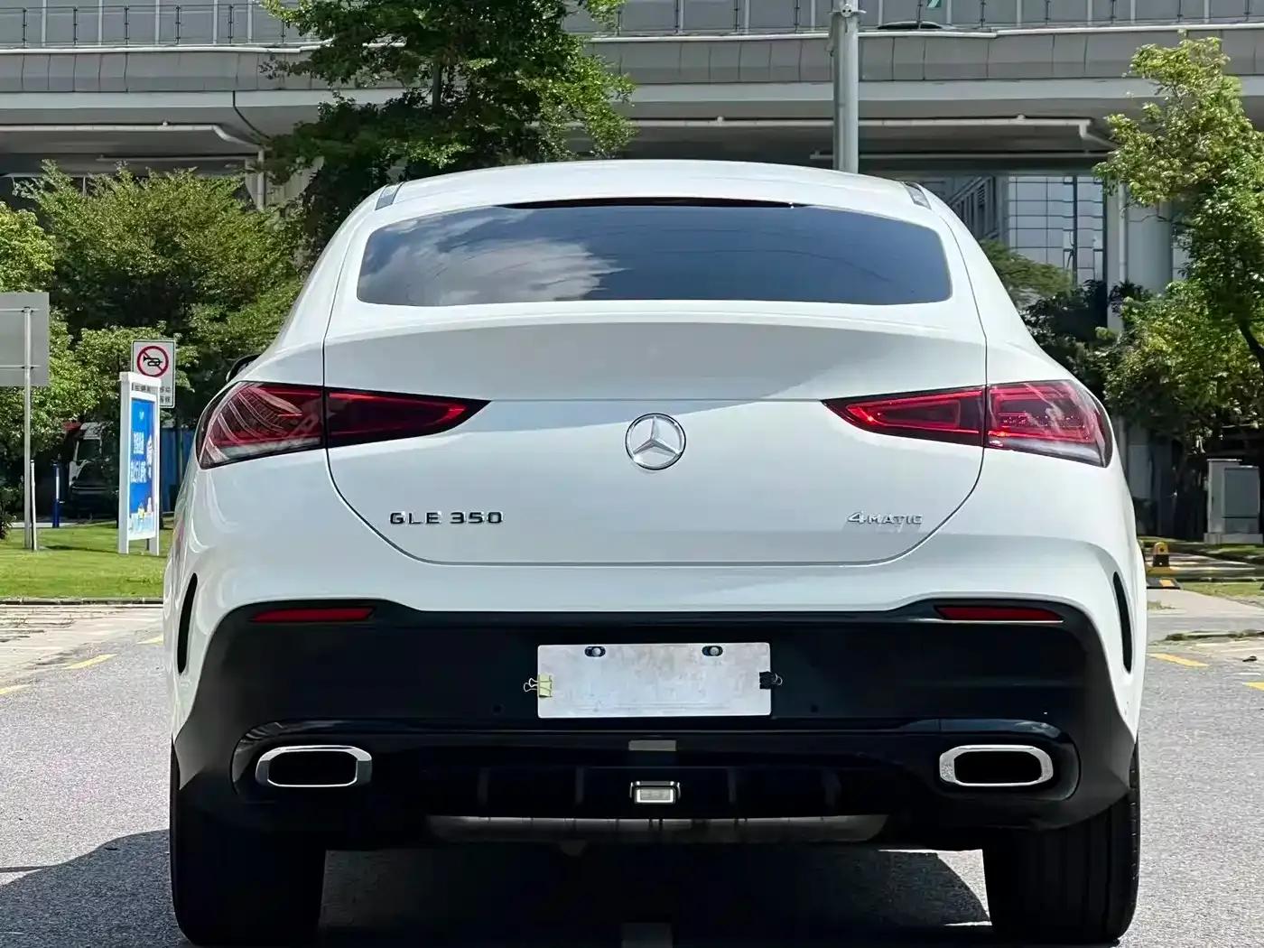2020 Mercedes-Benz GLE Coupe, GLE 350 4MATIC Coupe SUV Luxury Model — миниатюра 5