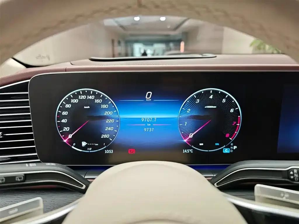 2025 Maybach GLS 600 4MATIC Midnight Edition — миниатюра 10