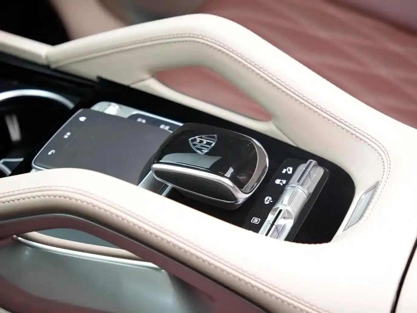 2024 Maybach GLS 480 4MATIC — миниатюра 19