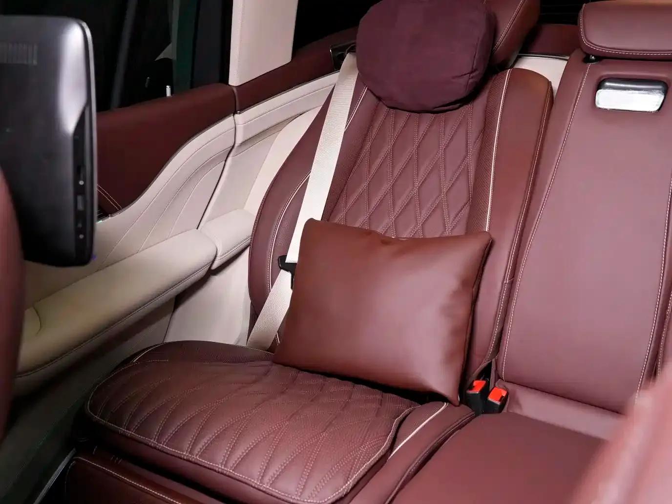 2024 Maybach GLS 480 4MATIC — миниатюра 20
