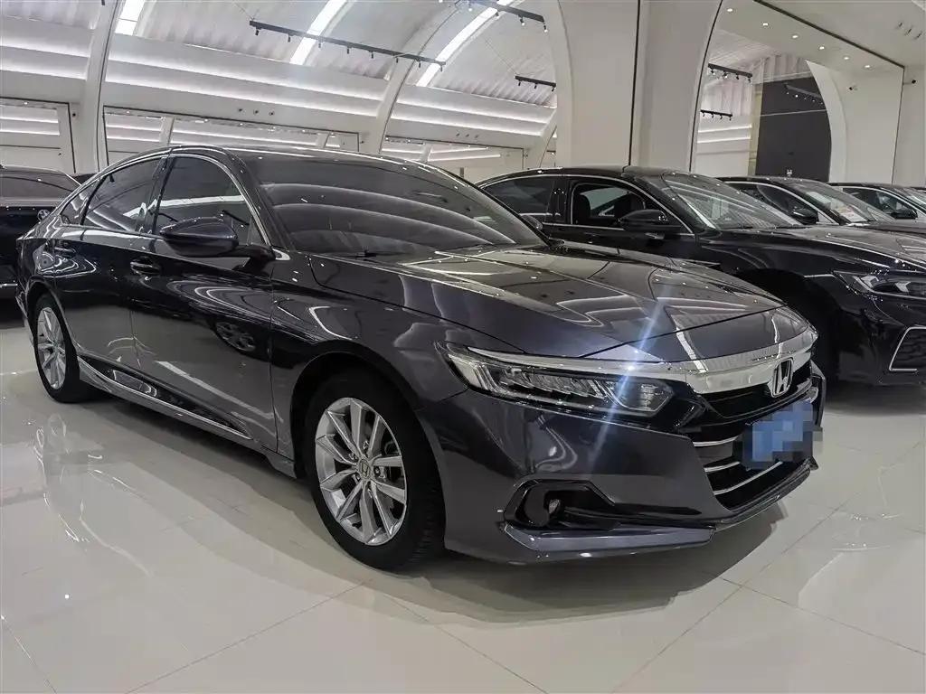 2022 Honda Accord 260TURBO Luxury Edition — миниатюра 3