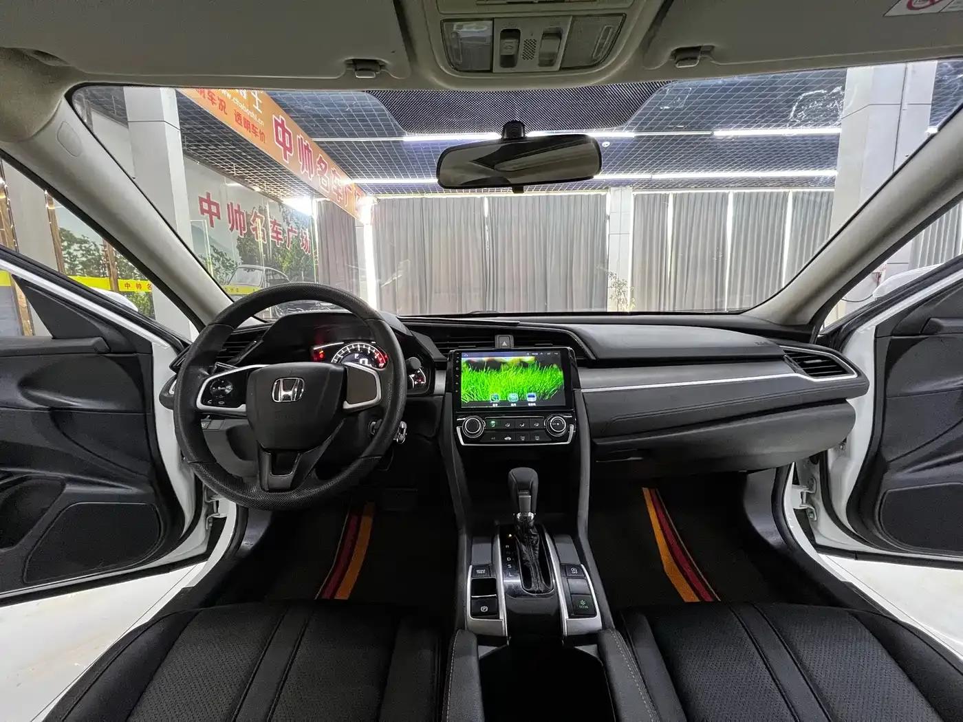 2016 Civic 180TURBO CVT Comfort Edition — миниатюра 16