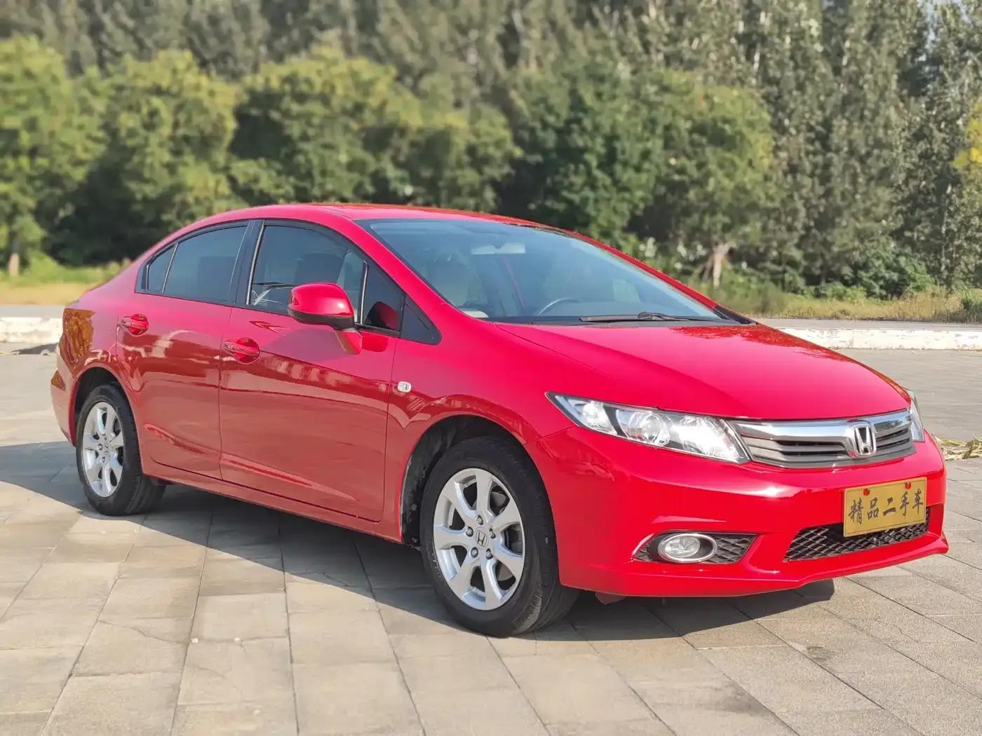 2012 Civic 1.8L Automatic Comfort Edition — миниатюра 3