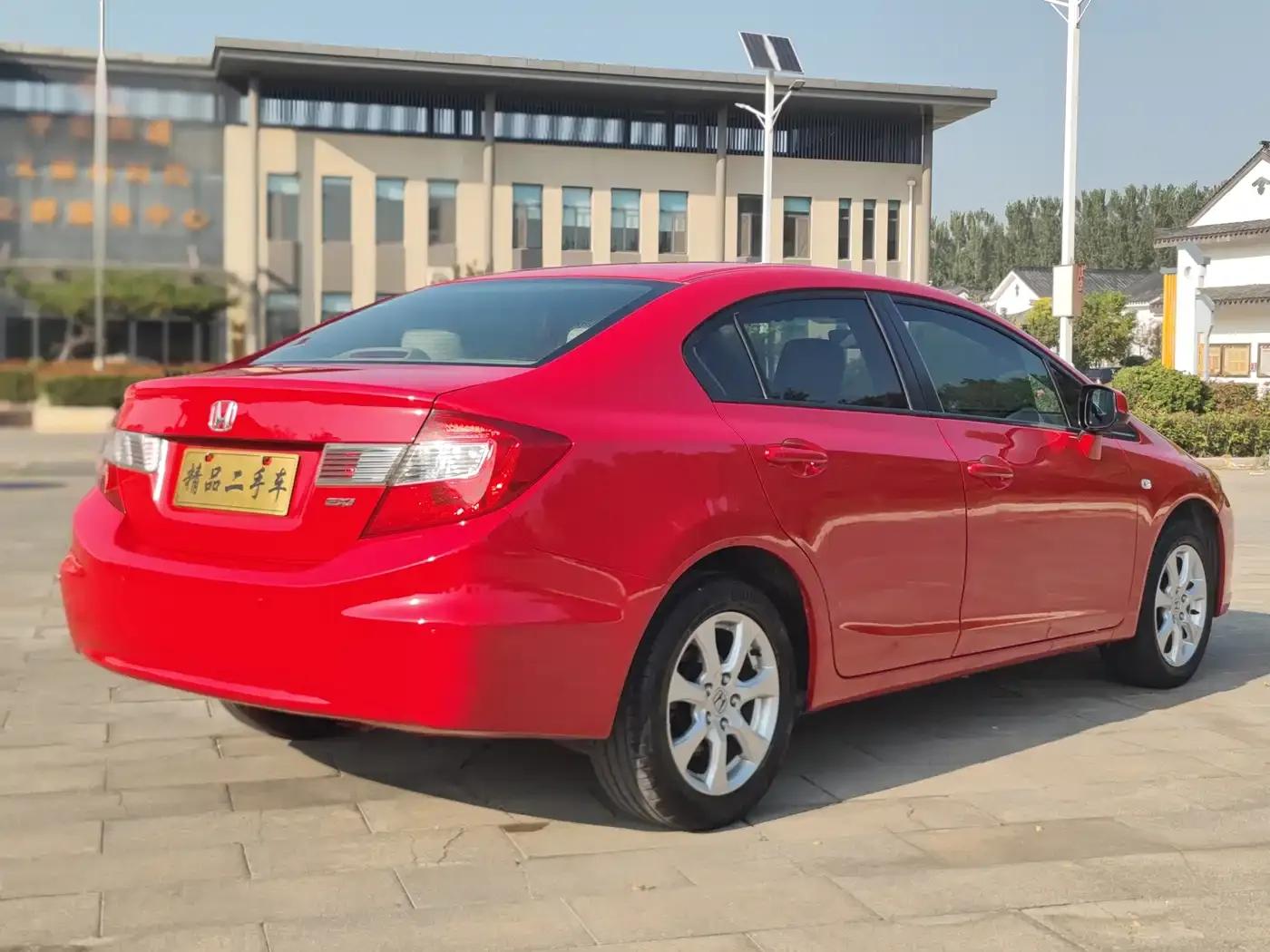2012 Civic 1.8L Automatic Comfort Edition — миниатюра 7