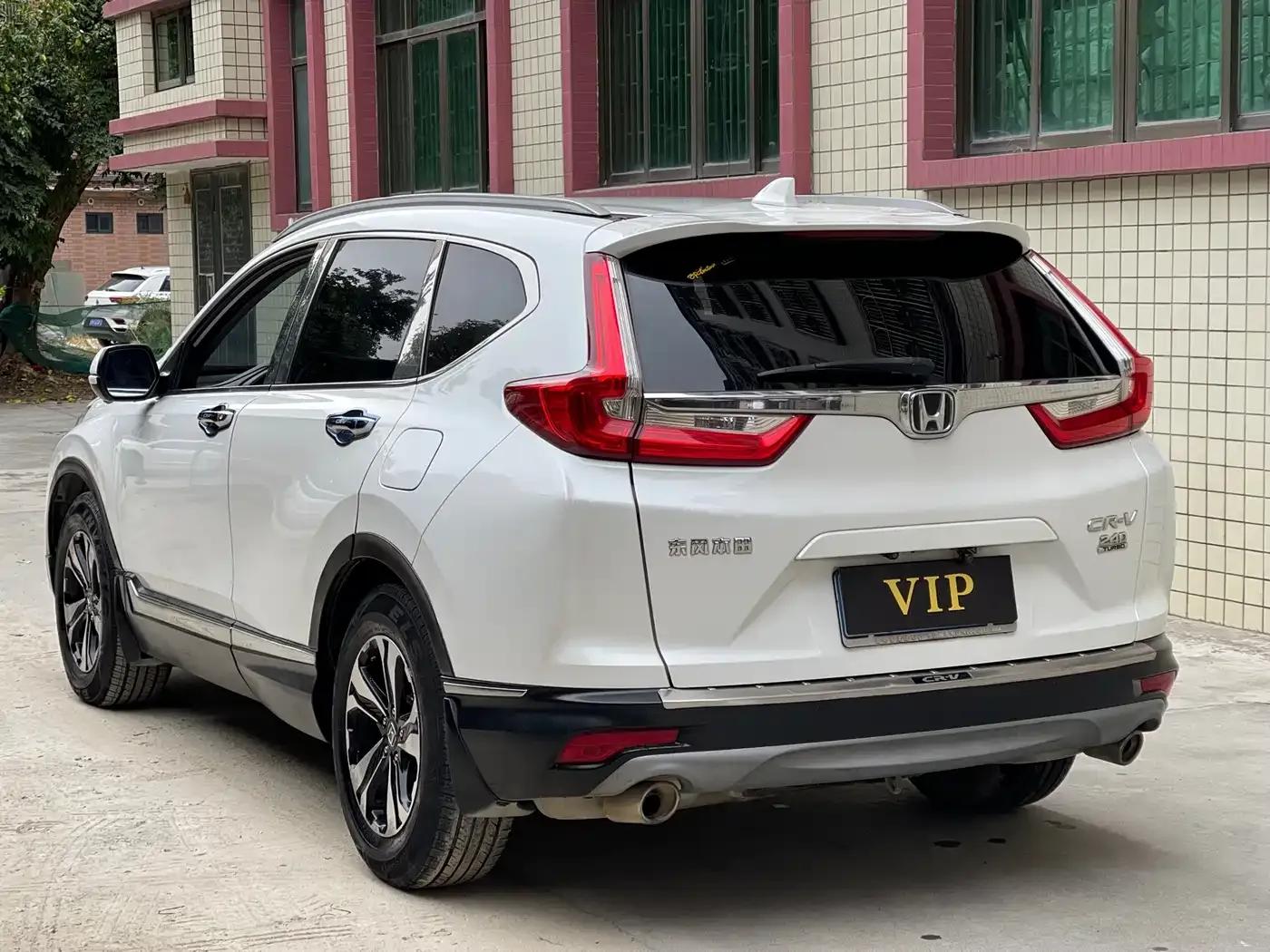 Honda CR-V 2017 240TURBO CVT 2WD Fashion Edition — миниатюра 5