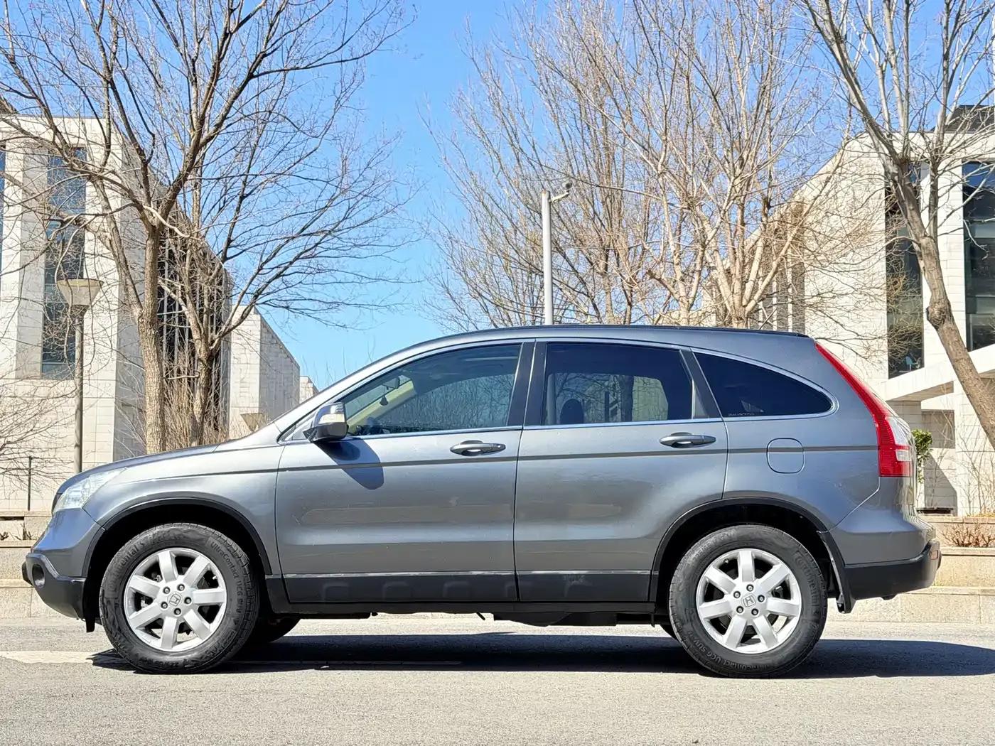 Honda CR-V 2010 2.4L Automatic 4WD Premium Edition — миниатюра 4
