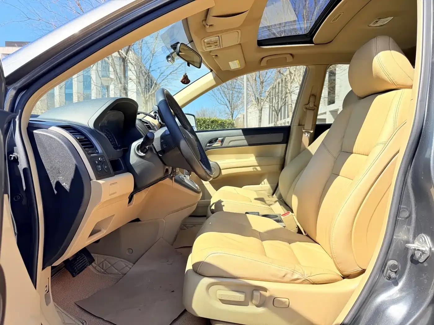 Honda CR-V 2010 2.4L Automatic 4WD Premium Edition — миниатюра 8