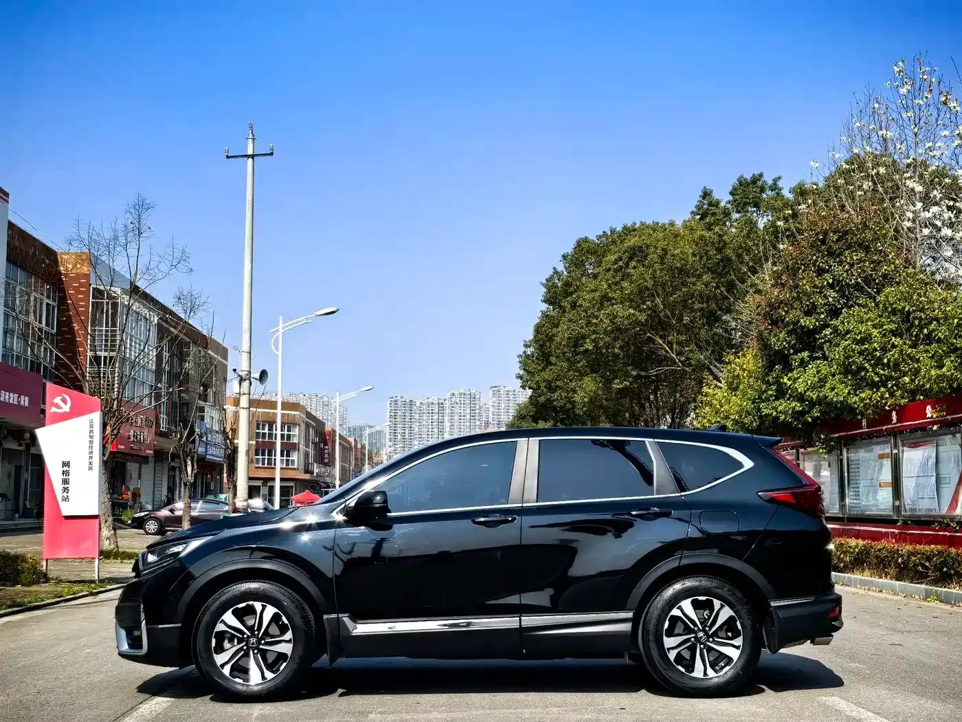 Honda CR-V 2021 240TURBO CVT 2WD Fashion Edition — миниатюра 3