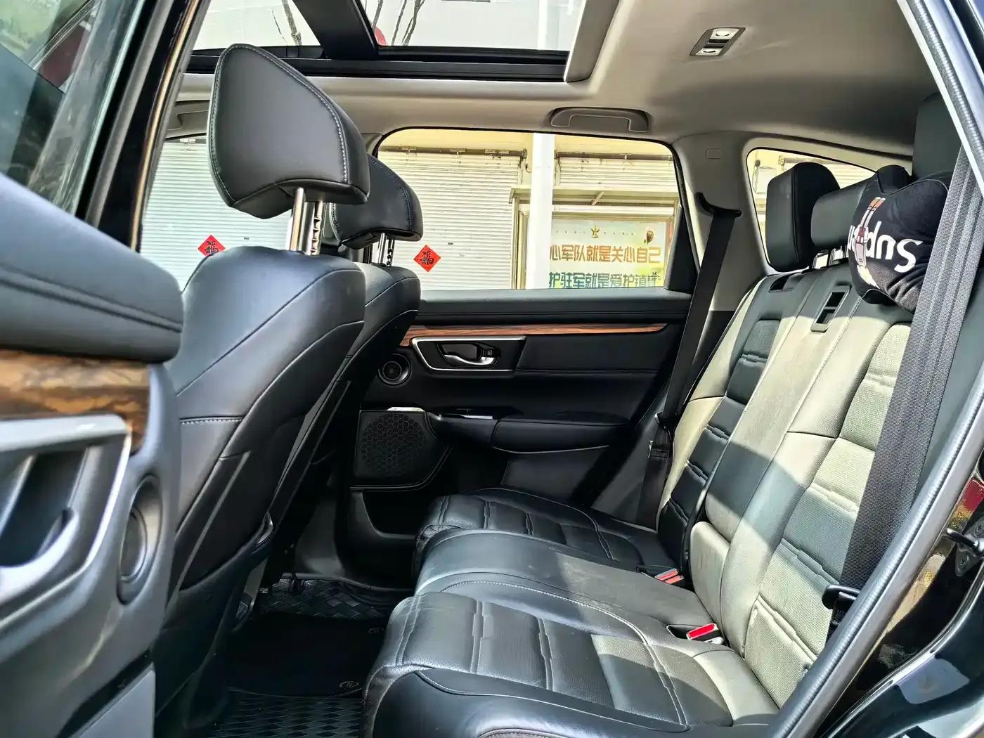 Honda CR-V 2021 240TURBO CVT 2WD Fashion Edition — миниатюра 8