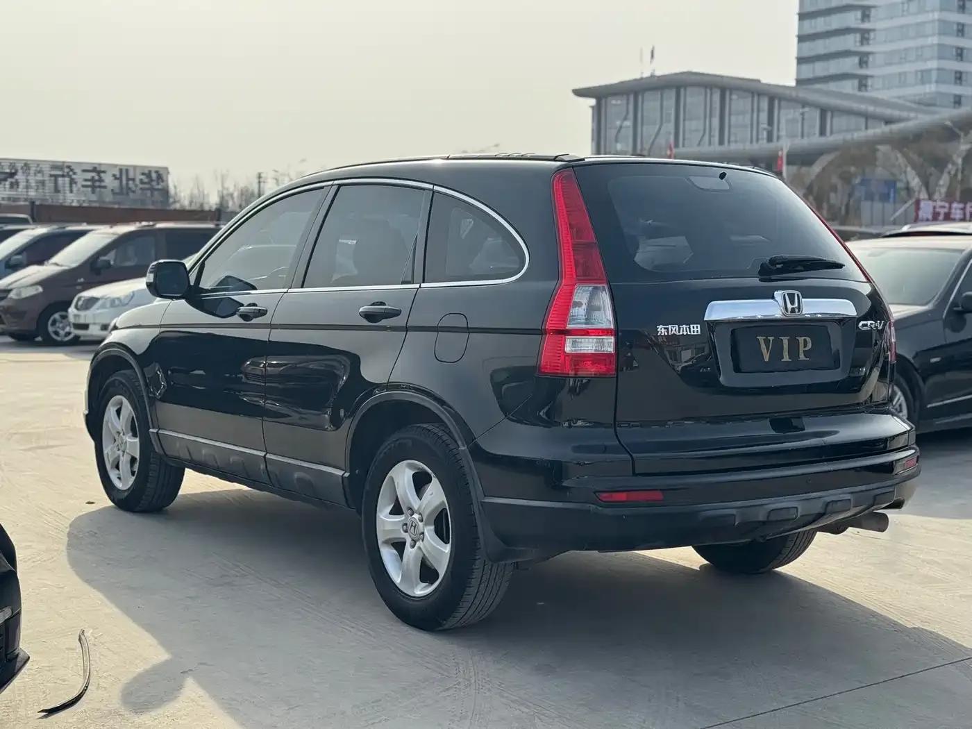 Honda CR-V 2010 2.0L Automatic 2WD Urban Edition — миниатюра 9