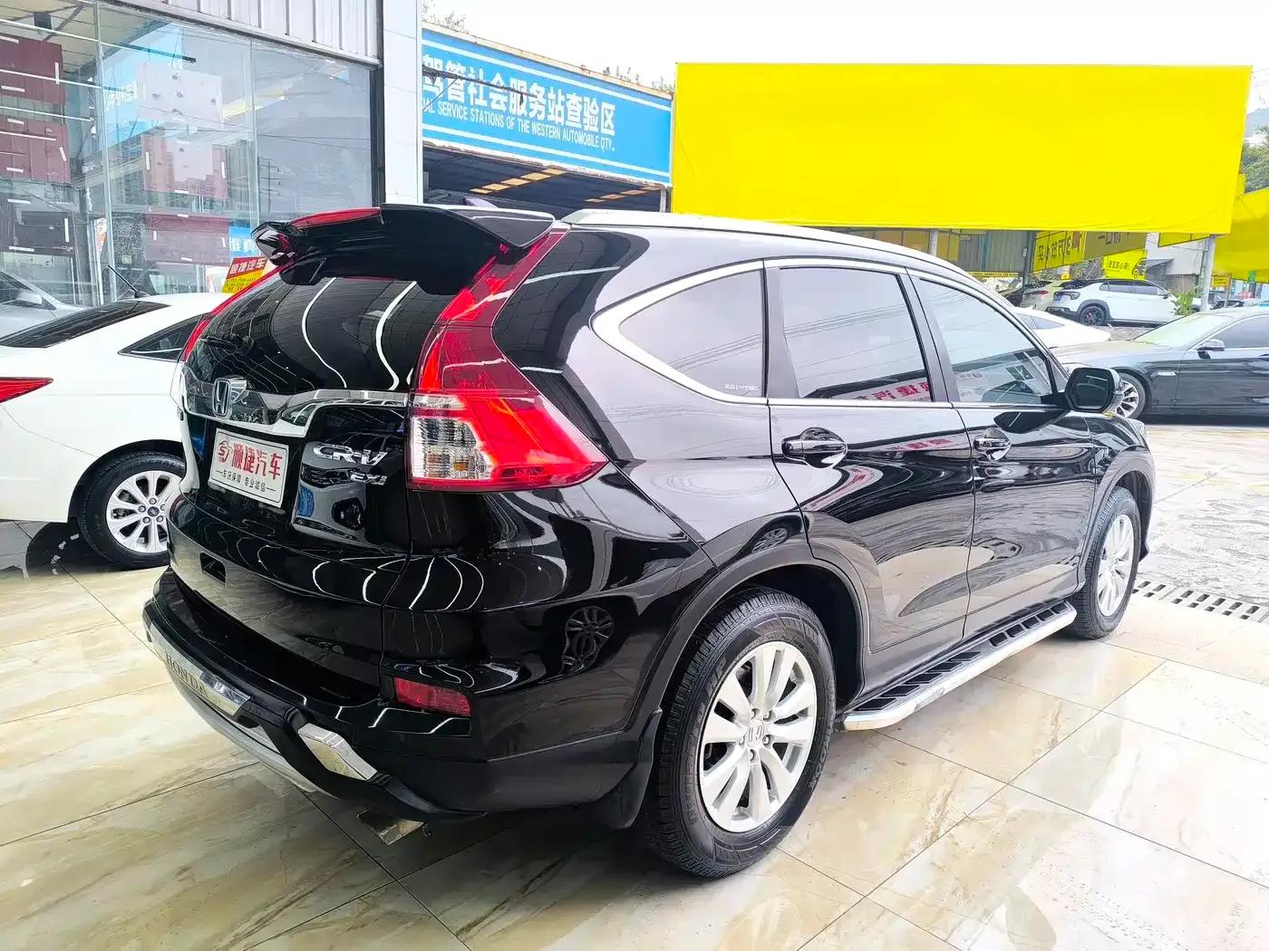 Honda CR-V 2015 2.0L 2WD Fashion Edition — миниатюра 12