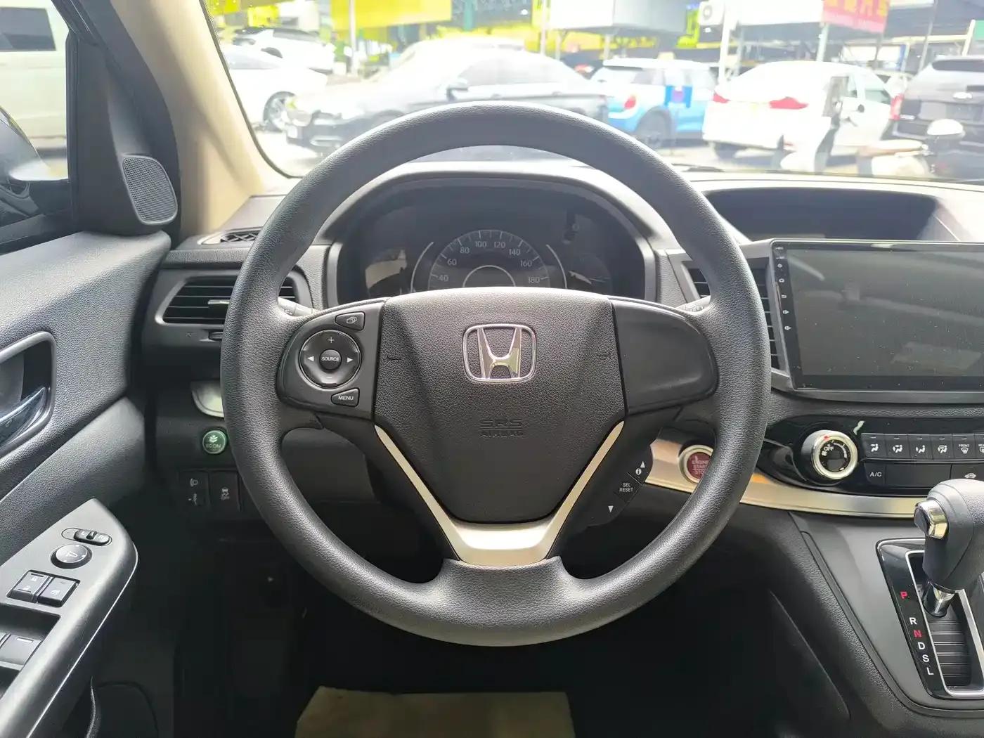 Honda CR-V 2015 2.0L 2WD Fashion Edition — миниатюра 15