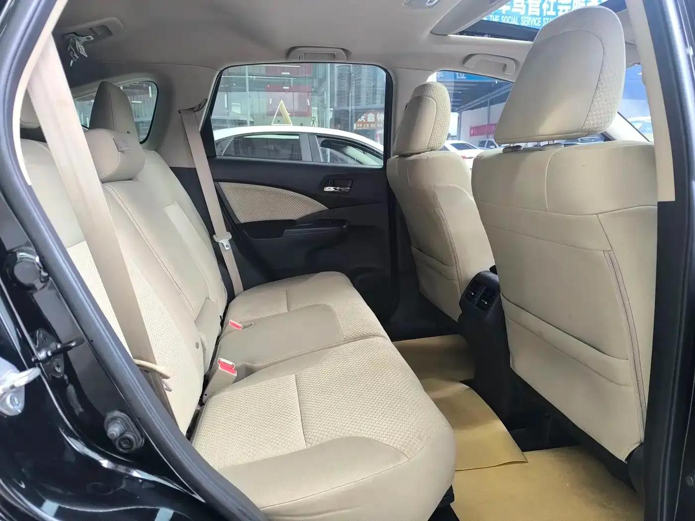 Honda CR-V 2015 2.0L 2WD Fashion Edition — миниатюра 7