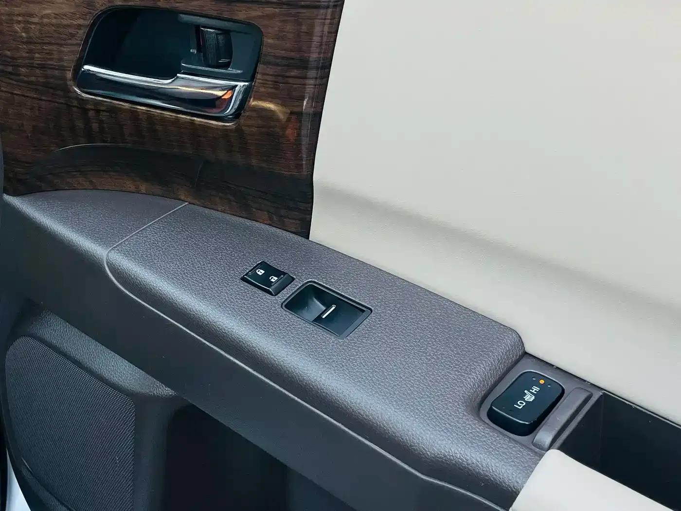 2017 Odyssey 2.4L Luxury Edition — миниатюра 11