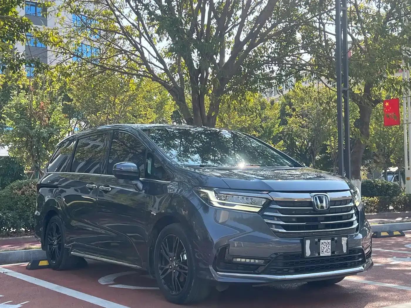 Odyssey 2022 2.0L e:HEV Elite Edition — миниатюра 3