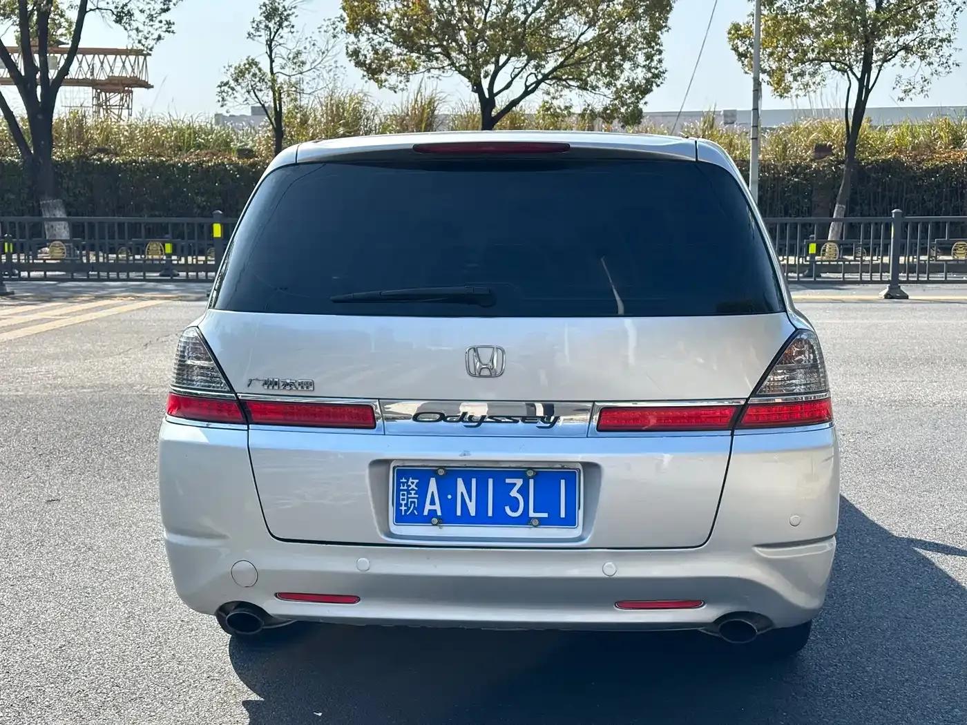2008 Odyssey 2.4L Standard Edition — миниатюра 4