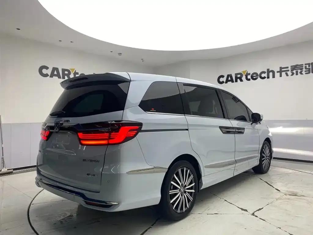 Elysion 2024 2.0L e:HEV Classic Edition — миниатюра 5