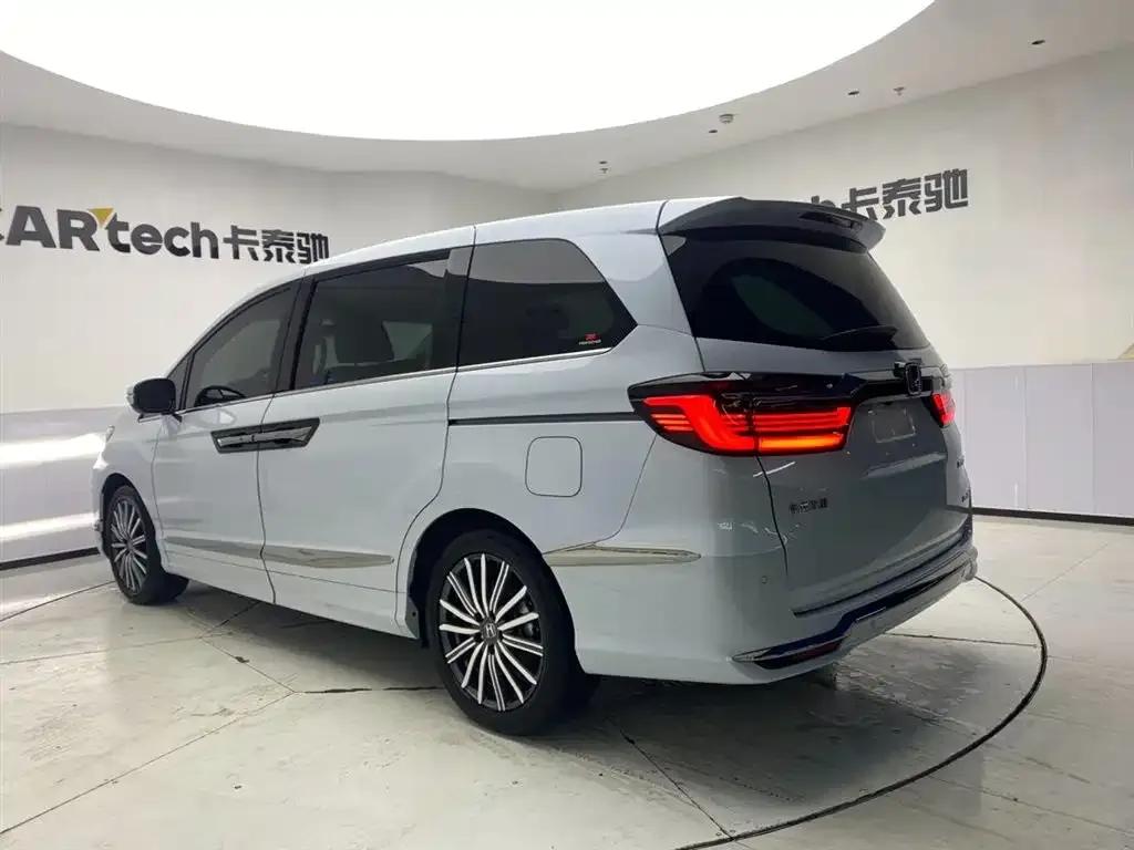 Elysion 2024 2.0L e:HEV Classic Edition — миниатюра 7