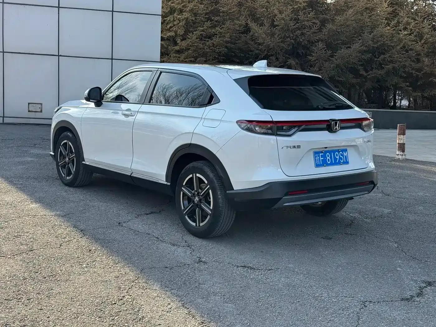 Vezel 2023 1.5L CVT Pioneer Edition — миниатюра 17