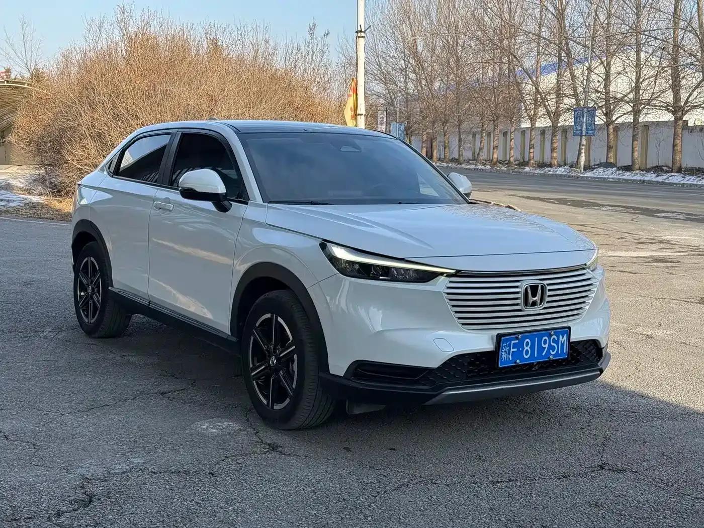 Vezel 2023 1.5L CVT Pioneer Edition — миниатюра 3