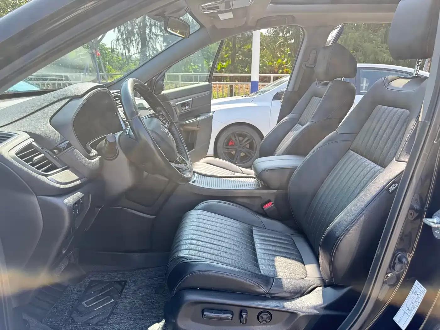 2021 Honda CR-V 240TURBO CVT 2WD Premium Edition — миниатюра 8