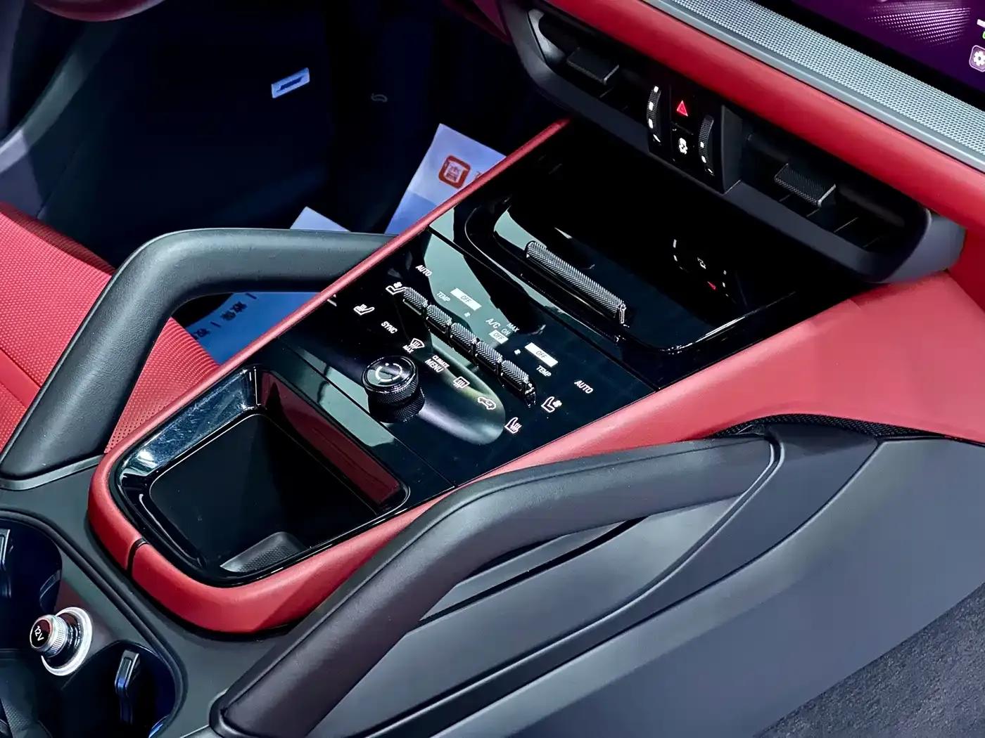 Cayenne 2024 Cayenne 3.0T — миниатюра 18
