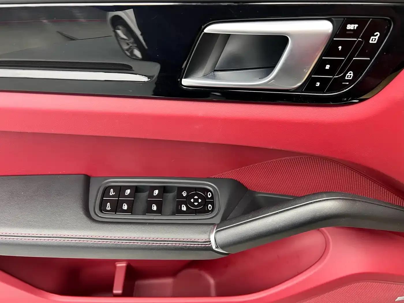 Cayenne 2019 Cayenne 3.0T — миниатюра 5