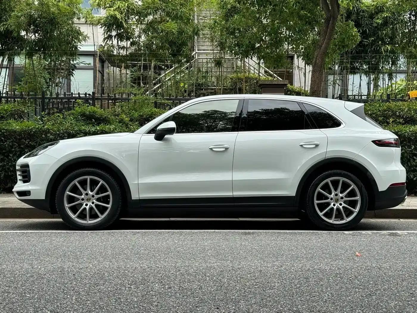 Cayenne 2019 Cayenne 3.0T — миниатюра 3