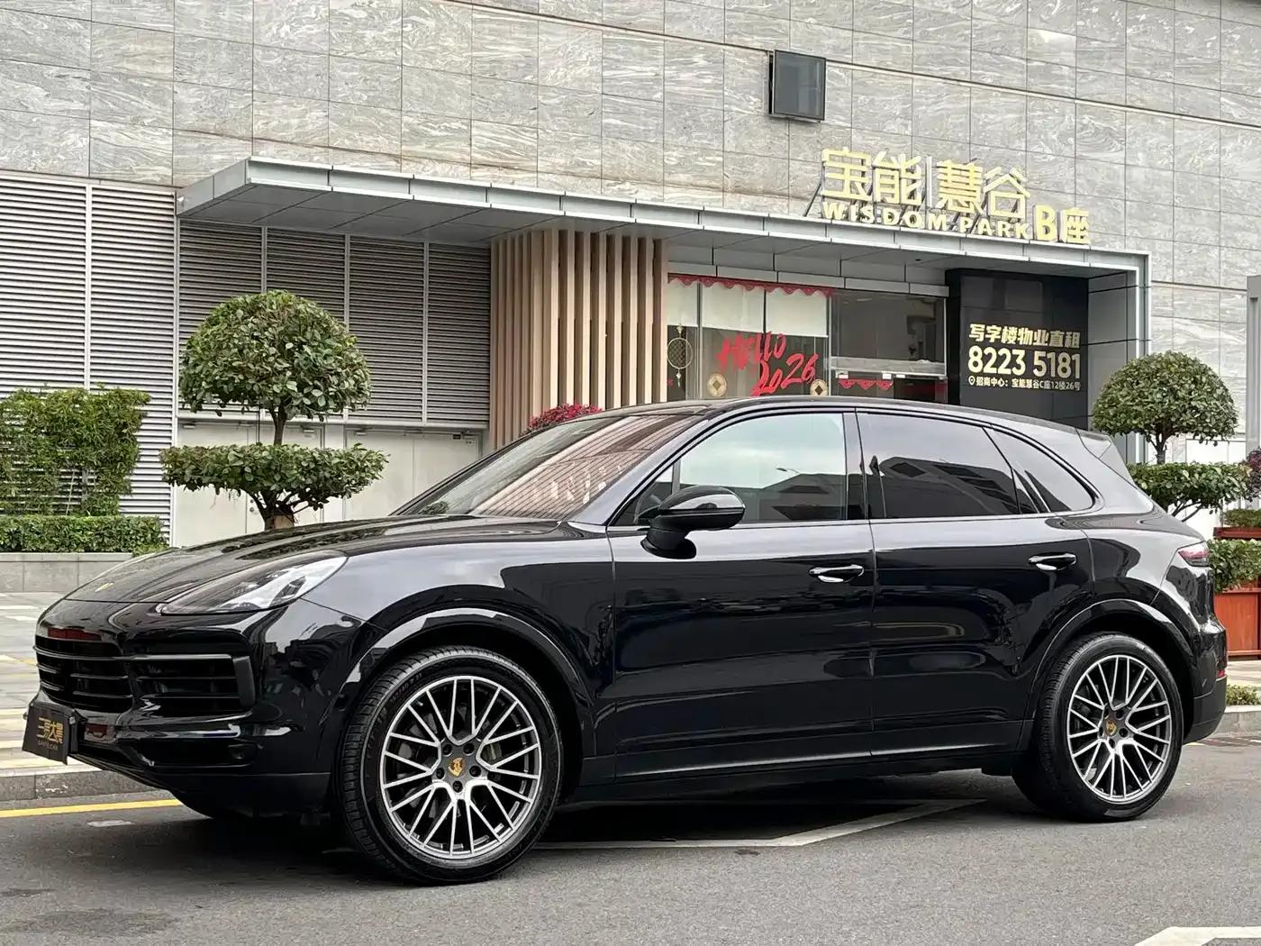 Cayenne 2019 Cayenne 3.0T — миниатюра 1
