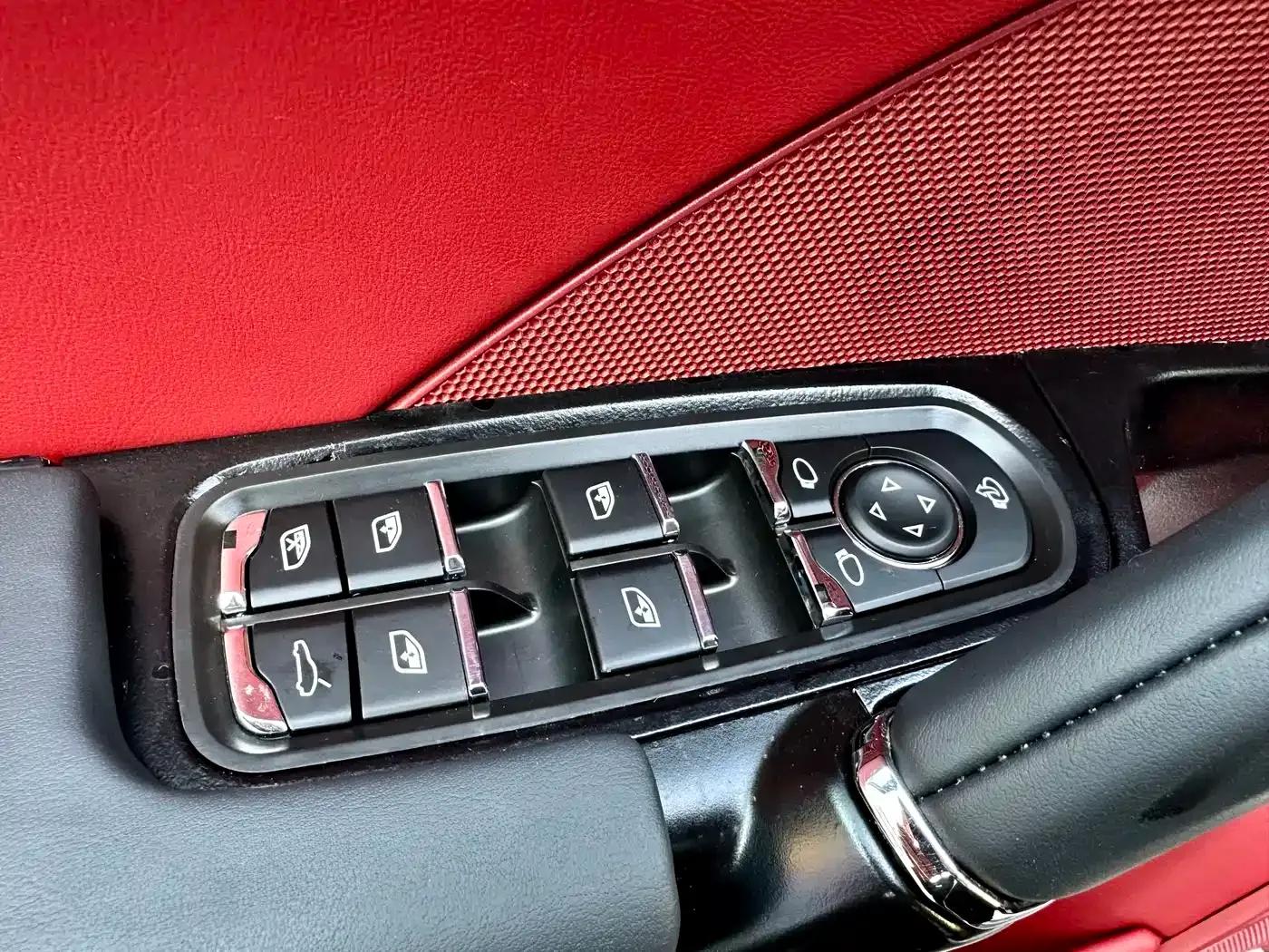 Cayenne 2011 Cayenne 3.0T — миниатюра 18