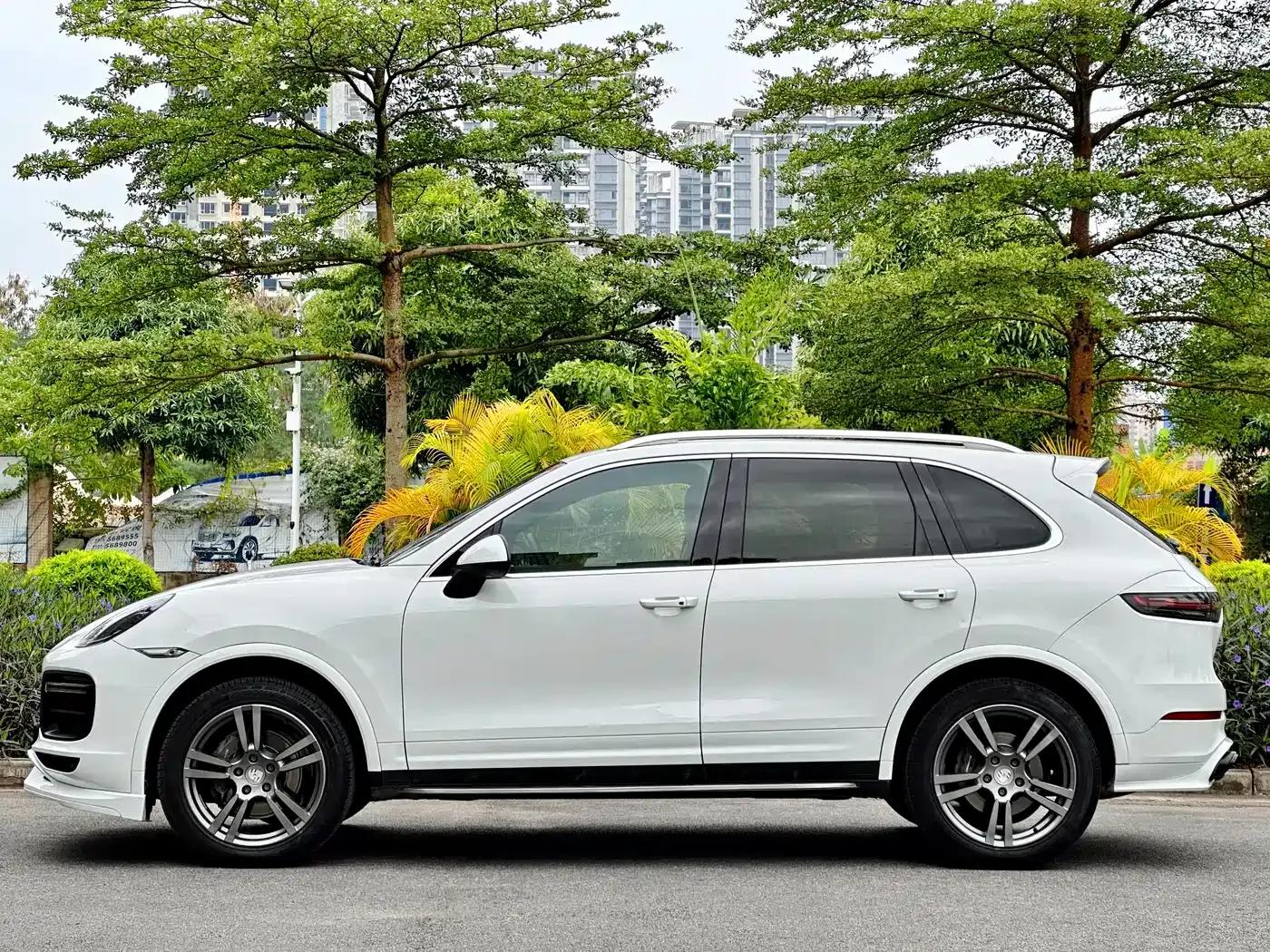 Cayenne 2011 Cayenne 3.0T — миниатюра 4