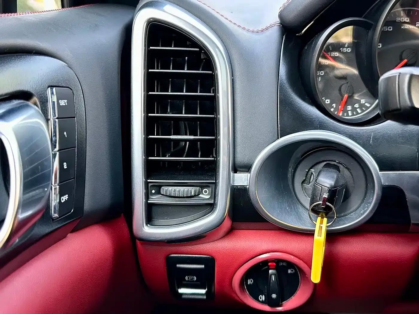 Cayenne 2011 Cayenne 3.0T — миниатюра 19