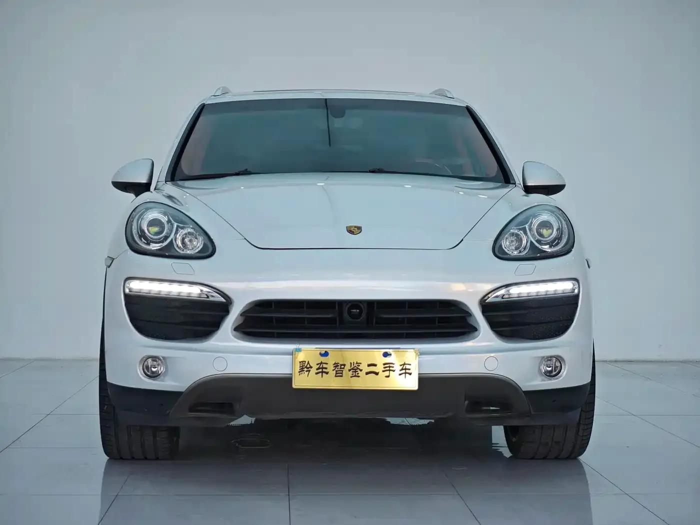 Cayenne 2011 Cayenne S 4.8L — миниатюра 2