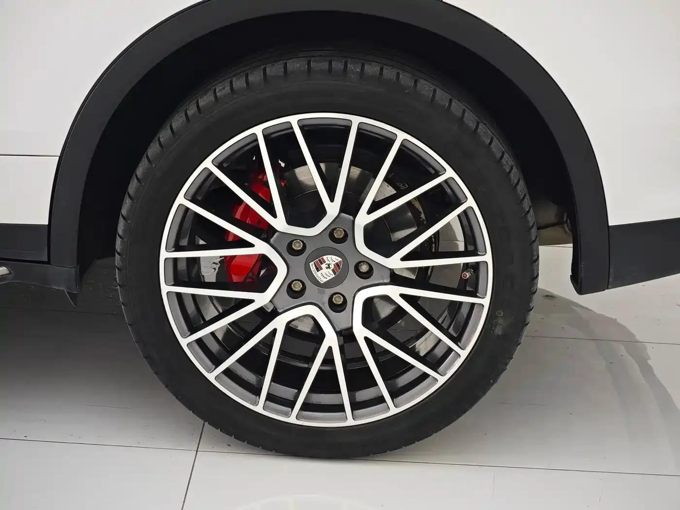 Cayenne 2011 Cayenne S 4.8L — миниатюра 13