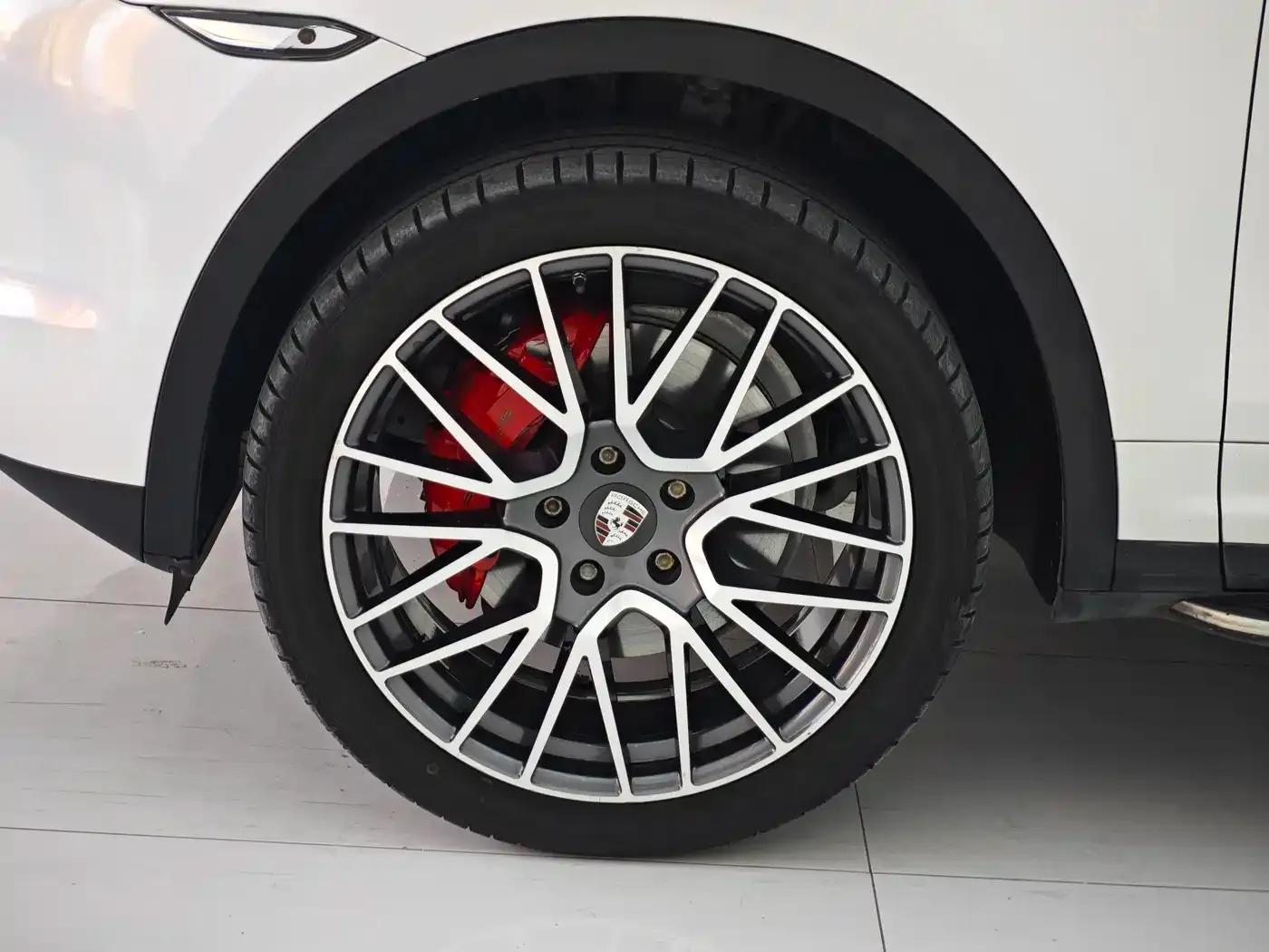 Cayenne 2011 Cayenne S 4.8L — миниатюра 14
